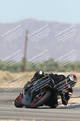 media/Oct-13-2025-Moto Forza (Mon) [[a66d839500]]/2-A Group/Session 3 (Turn 16)/